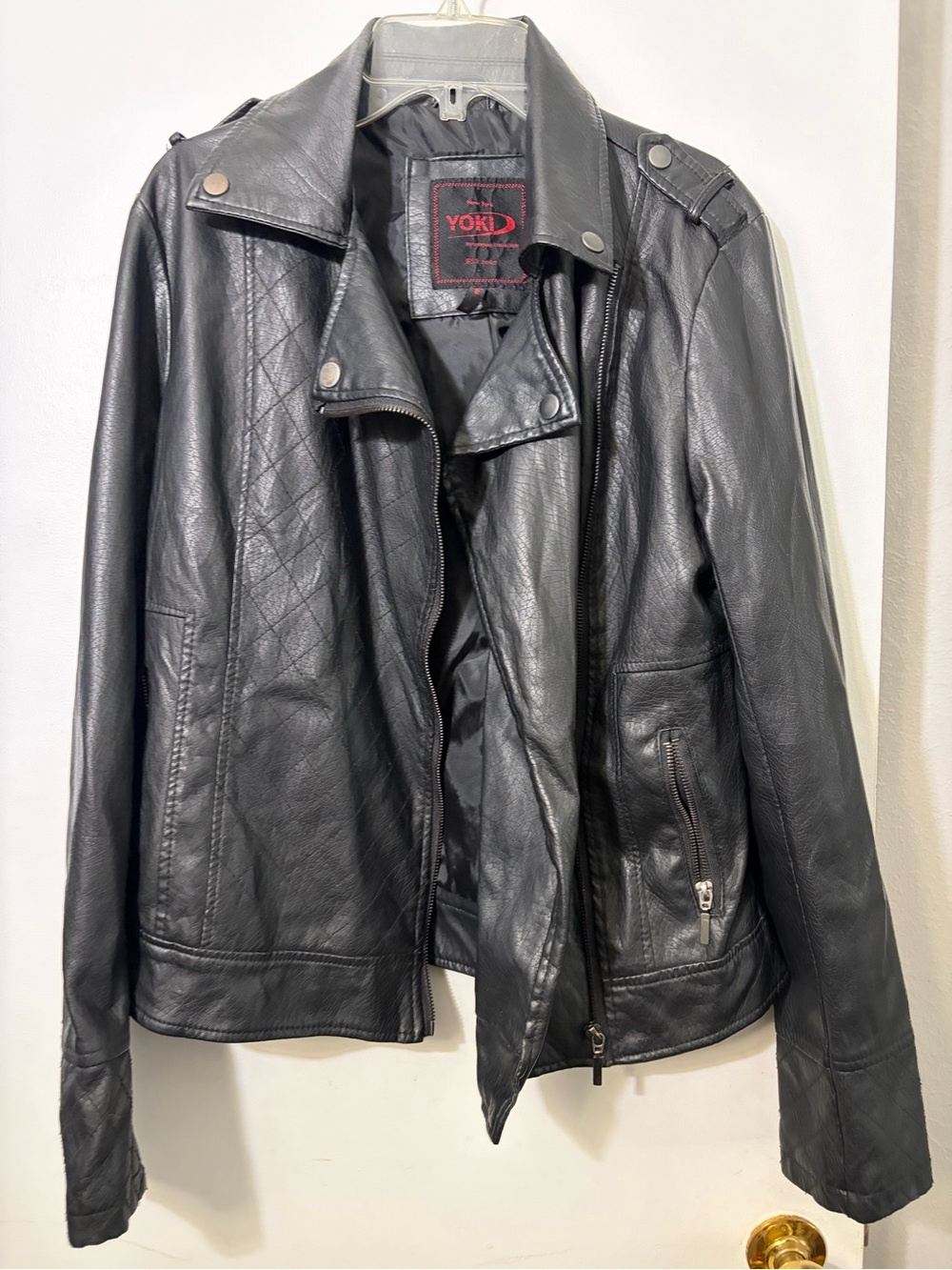 Women’s New York Yoki outerwear O leather motorcycle jacket, medium